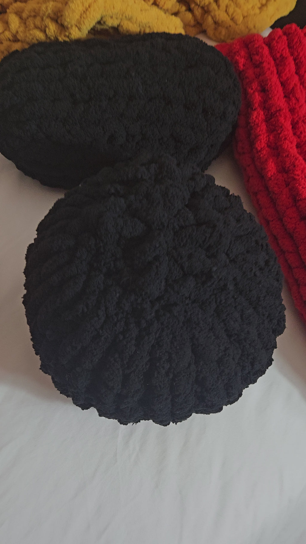 Luxus Kuschelkissen Schwarz – Handgefertigtes Marshmallow